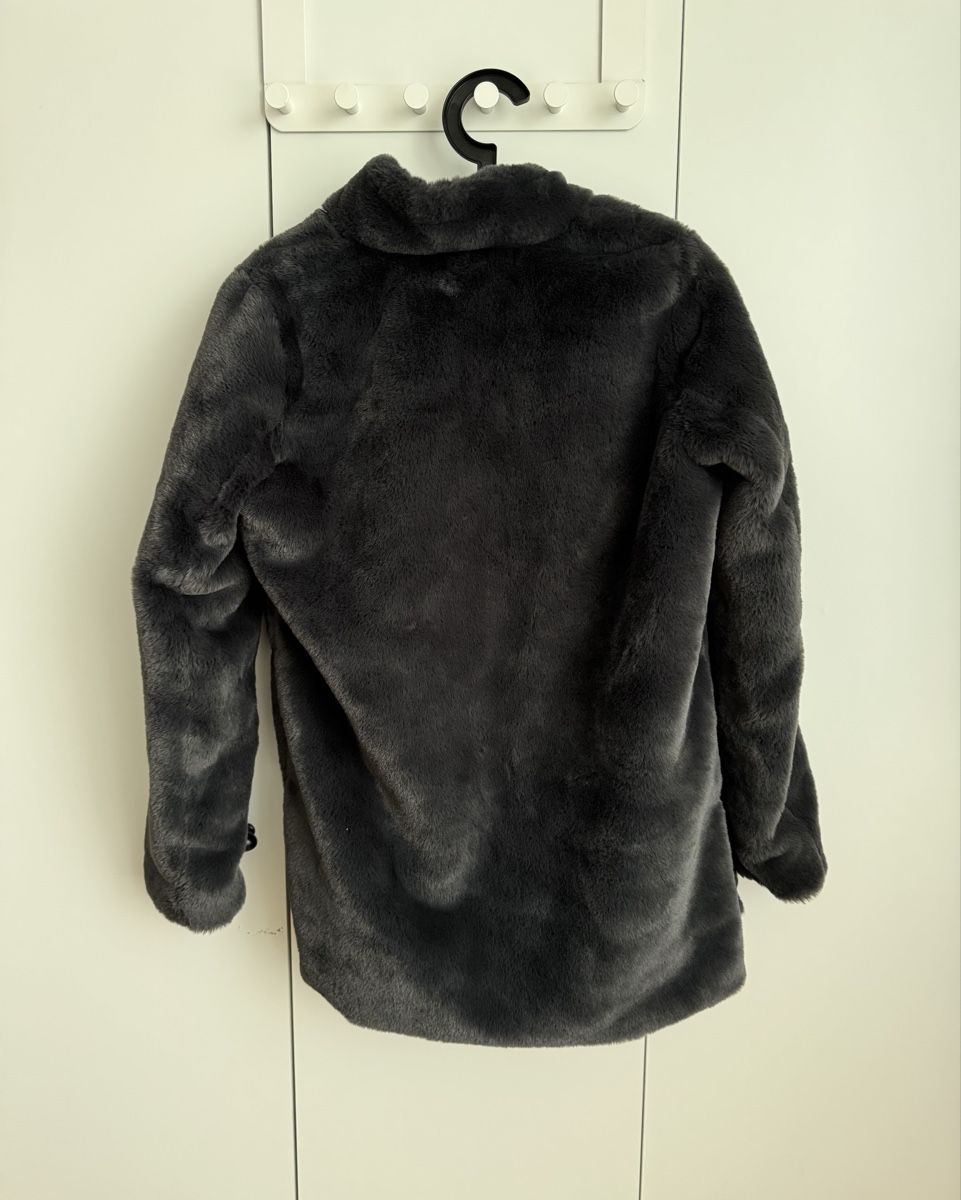 Vero Moda Giacche: Kunstfell Jacke von Vero Moda – Nuovo (secondo la descrizione) da Winterthur venduto da ste_5vfj 2