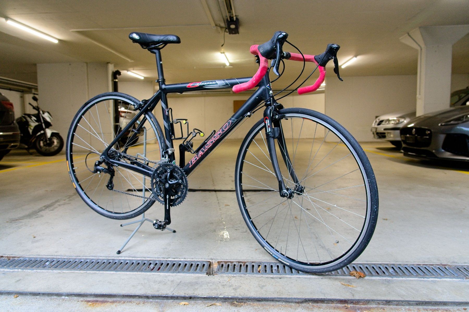 Velos: Damenrennrad – Gebraucht aus Winterthur von QualitaetIstTrumpf 2