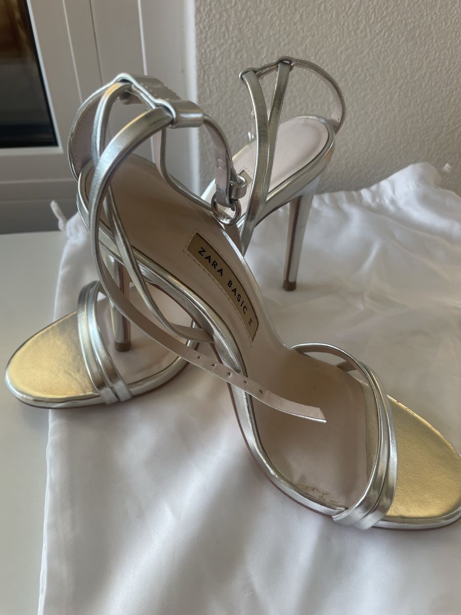 Scarpe da donna: Silberne Zara High Heels, Gr. 36, Partyschuhe – Nuovo (secondo la descrizione) da Winterthur venduto da Lili3435 1