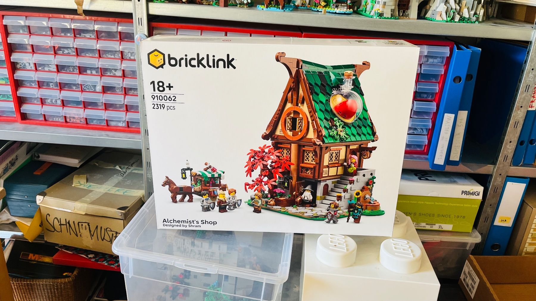 Lego Kit di costruzioni: Lego Bricklink 910062 Alchemist's Shop – Nuovo e nell'imballaggio originale da Basel venduto da Jamiejap