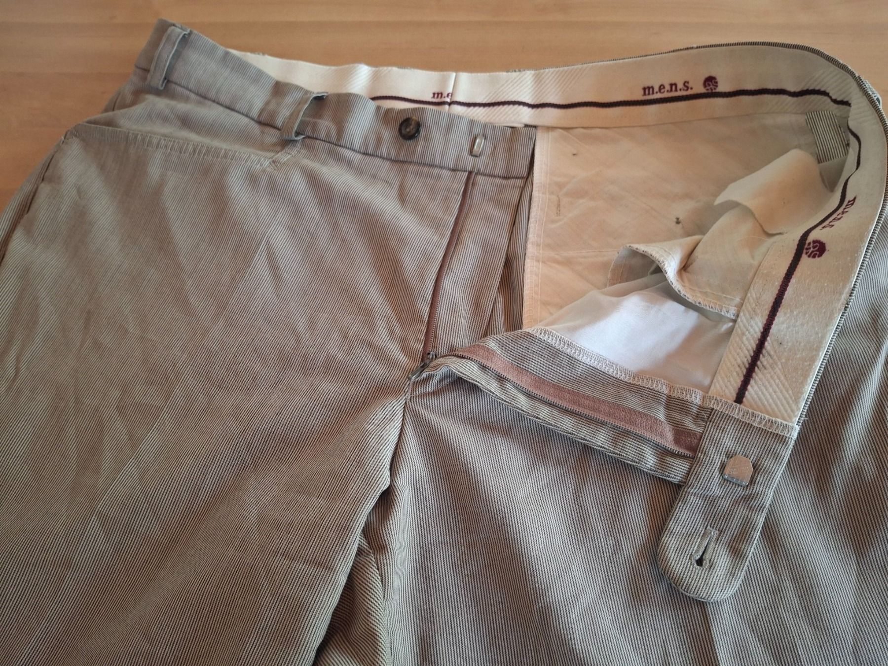 Pantaloni: Pantalon taille L marque Mens – Usato da Villiers venduto da san_jn5w 3
