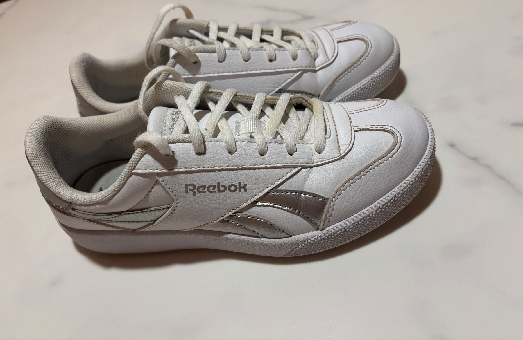 Reebok Scarpe da donna: Basket REEBOK pointure 37 – Usato da Delémont venduto da Vendeur_3