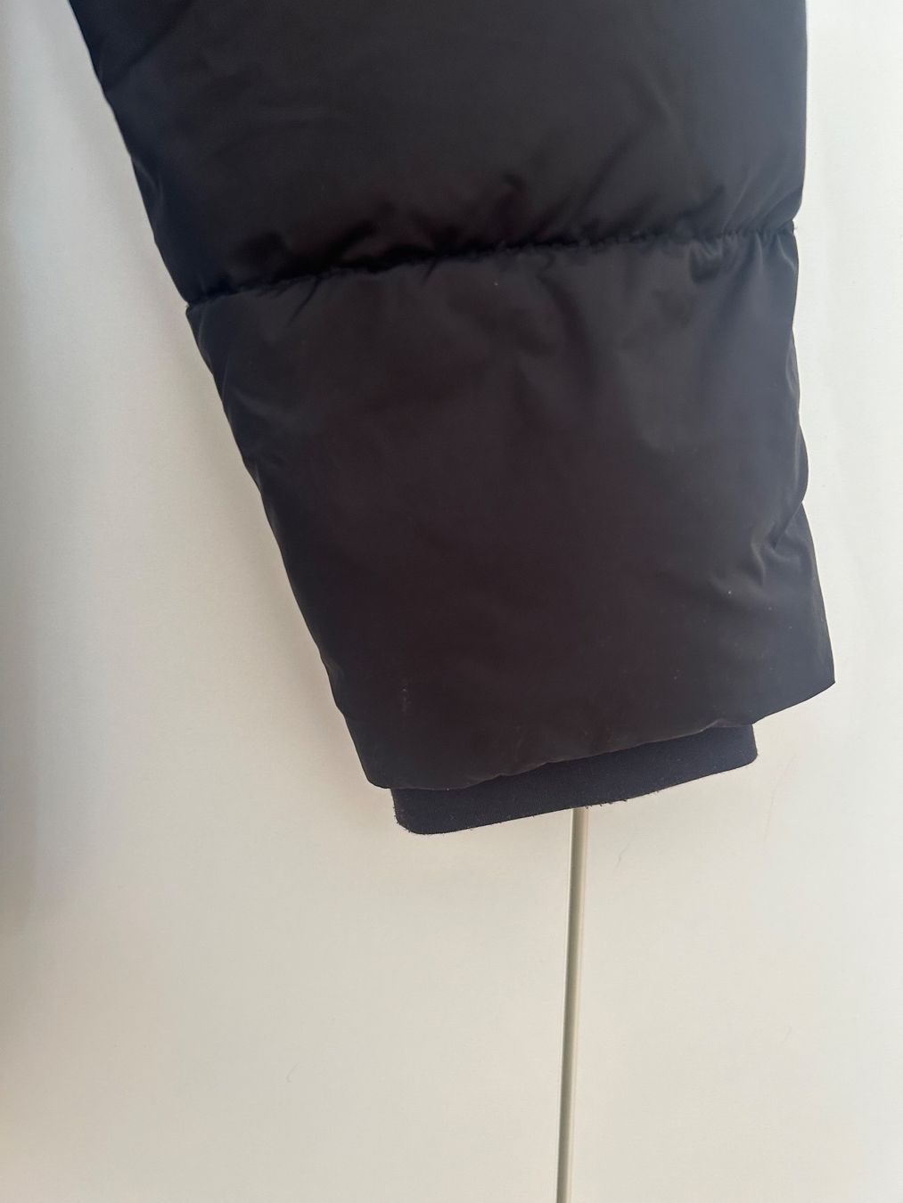 DKNY Giacche: Winterjacke DKNY: Gr. M, schwarz – Nuovo (secondo la descrizione) da Basel venduto da Interstellar85 6