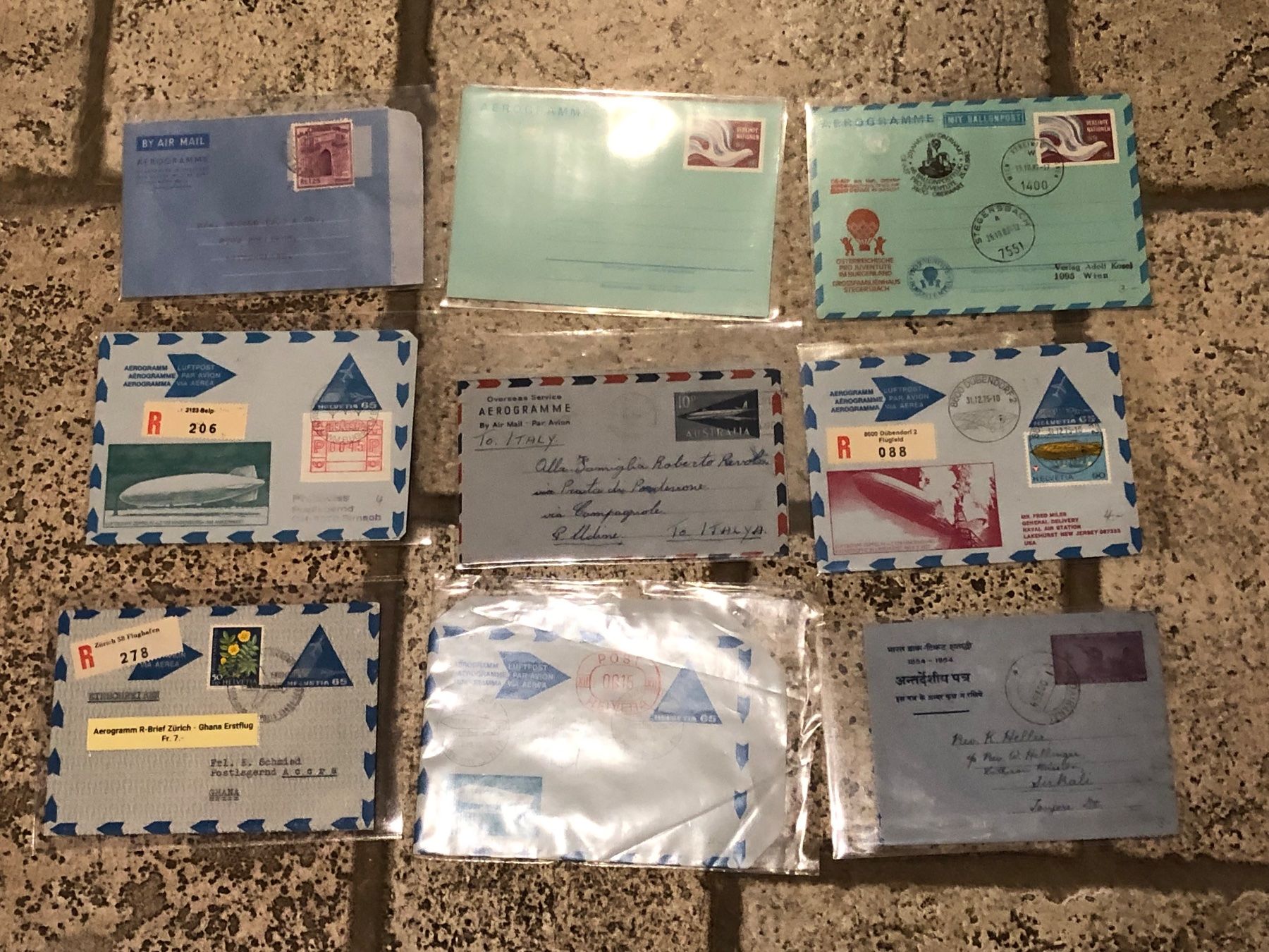 Tutti i francobolli: Sammlung mit 73 AEROGRAMMEN - CH und Ausland – Usato da Lufingen venduto da Rac0 6