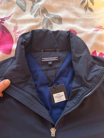 Tommy Hilfiger Übergangs Jacke, Kinder Grösse 140 !Neu!