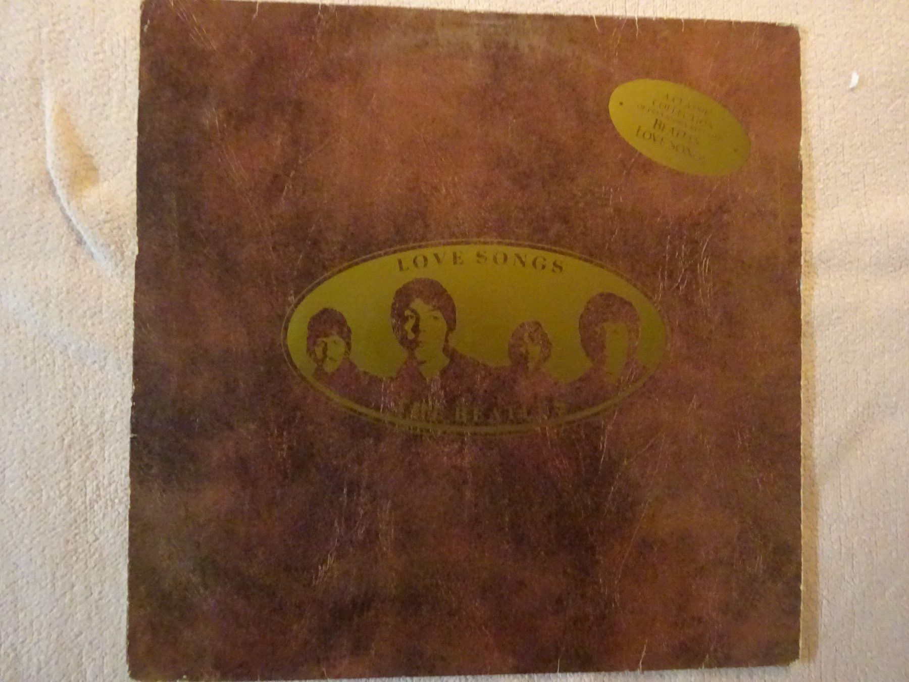Dischi in vinile: THE BEATLES ** LOVE SONGS – Usato da Luzern venduto da xrayspex99