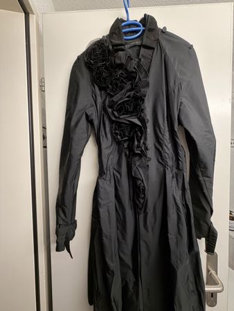 Ermanno Scervino Mantel Regenjackeschwarz Gr. 44 neuwertig