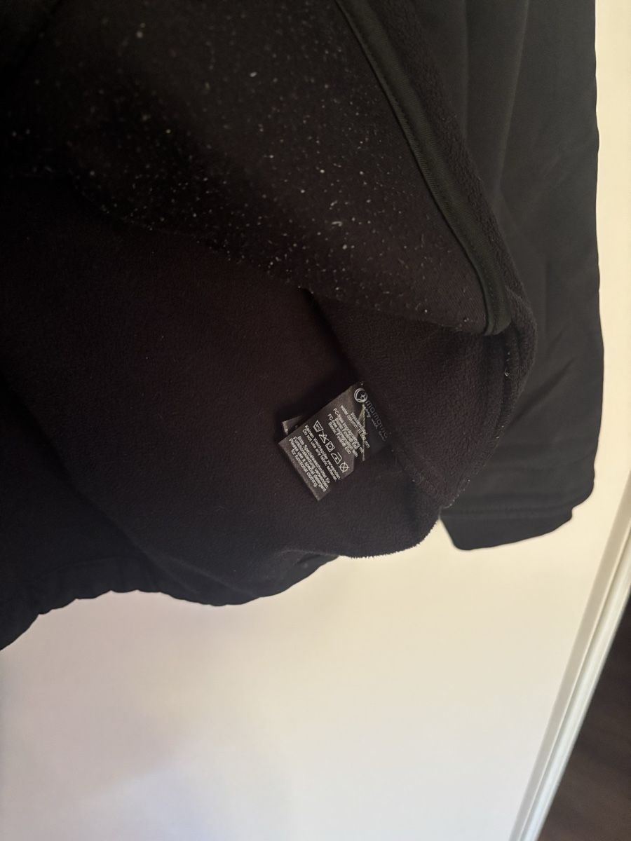 Mamalila Giacche: Mamalila Tragejacke Softshell M schwarz – Usato da Biel-Benken BL venduto da frauvomfluss 4
