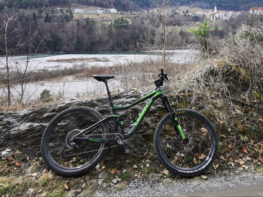 Giant Vélos: Giant Trance Advanced 1-2016 Fully Mountainbike – D'occasion à Chur par row_8zpt 1