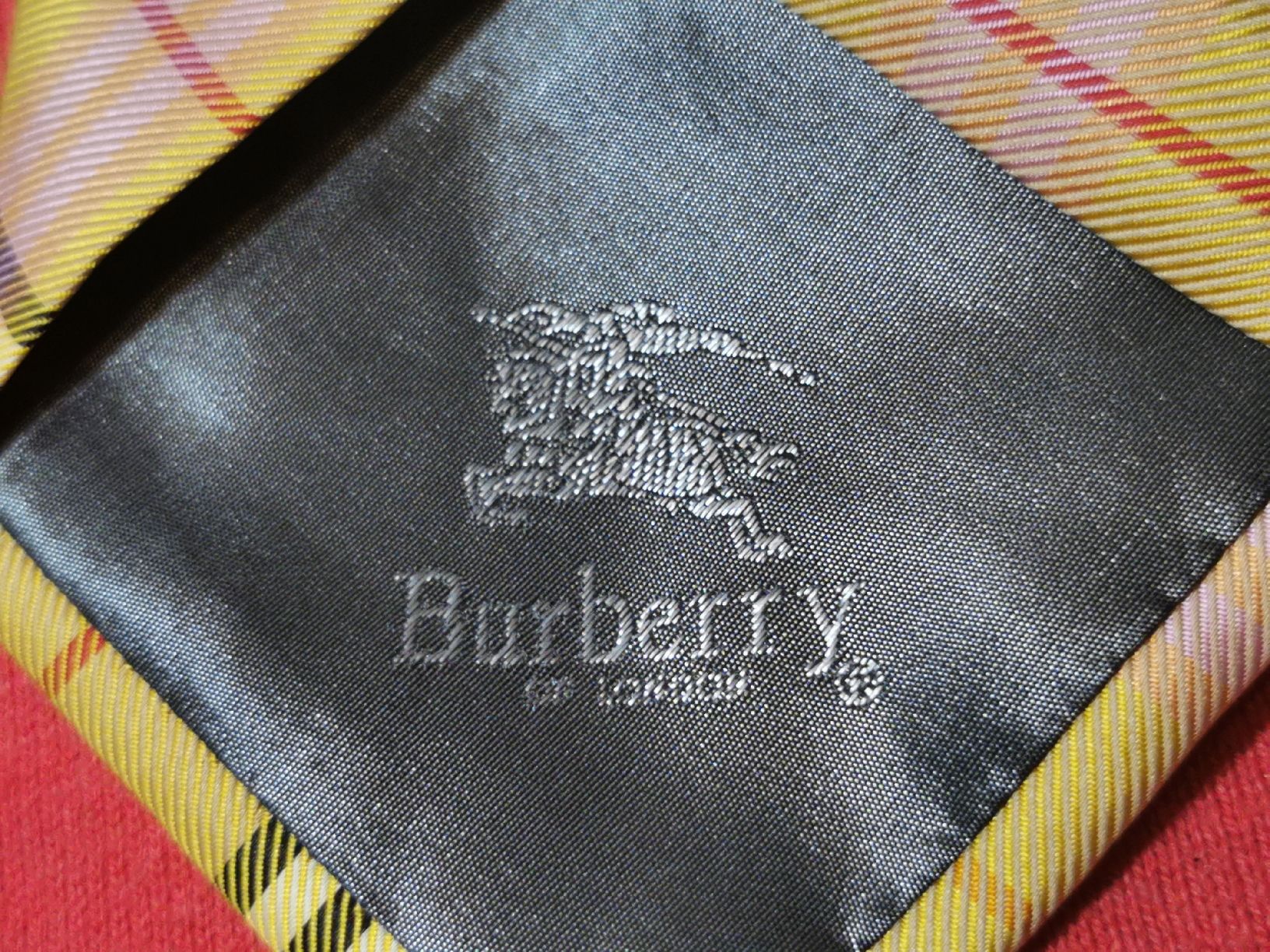 Burberry Cravatte: Burberry Herren Krawatte  – Nuovo (secondo la descrizione) da Schlieren venduto da vlalif 2
