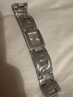 Montre Guess femme argentée