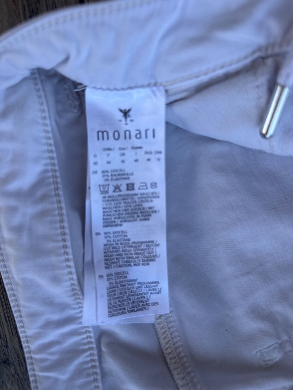 Monari Pantalons: Leichte Cargohosen von Monari, Gr. 42 – D'occasion à Wollerau par Rentom69 2