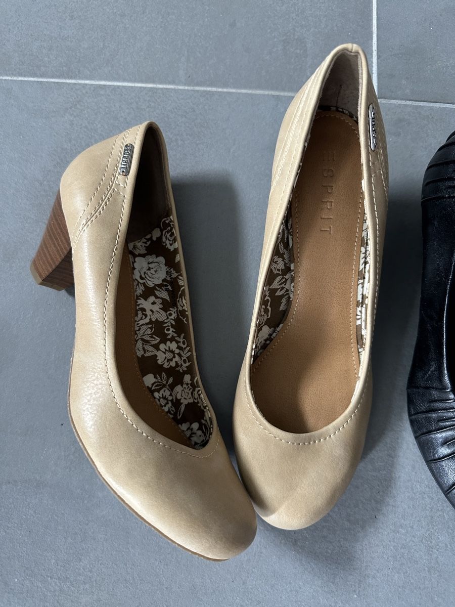 Scarpe da donna: Chaussures femme T40 – Usato da Péry venduto da semsi72 1