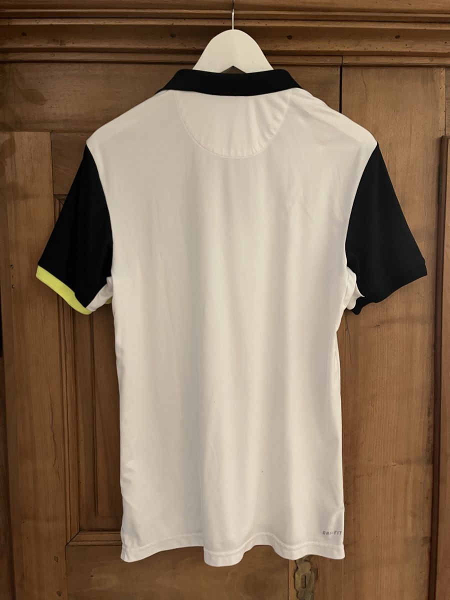 Nike T-shirt: T-Shirt von Nike – Usato da Bonstetten venduto da lala_123 1