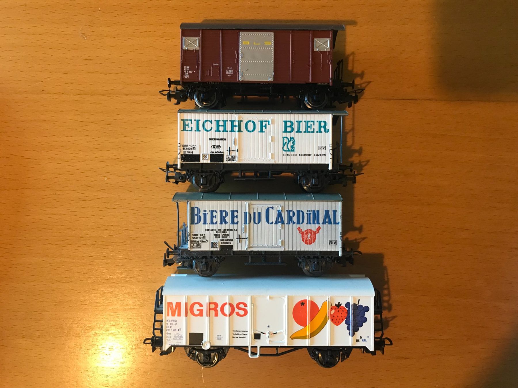 Liliput Modellini di ferrovie: 4x Liliput Güterwagen 3x SBB 1x BLS – Usato da Luzern venduto da mey_s13