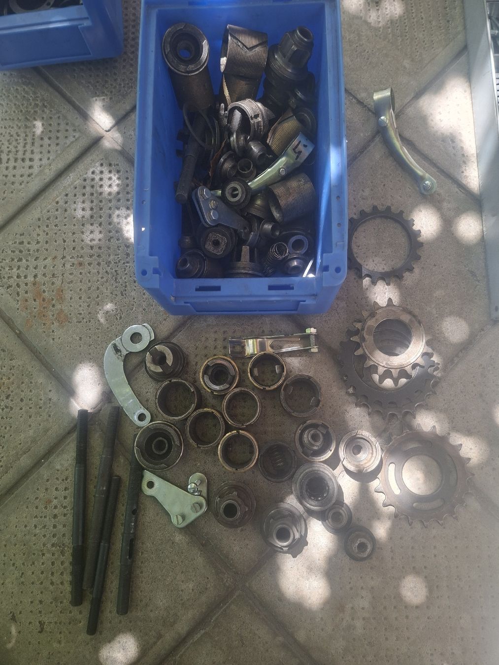 Pezzi di ricambio: Grosses Konvolut Veloteile – Usato da Boltigen venduto da TichaelM 4