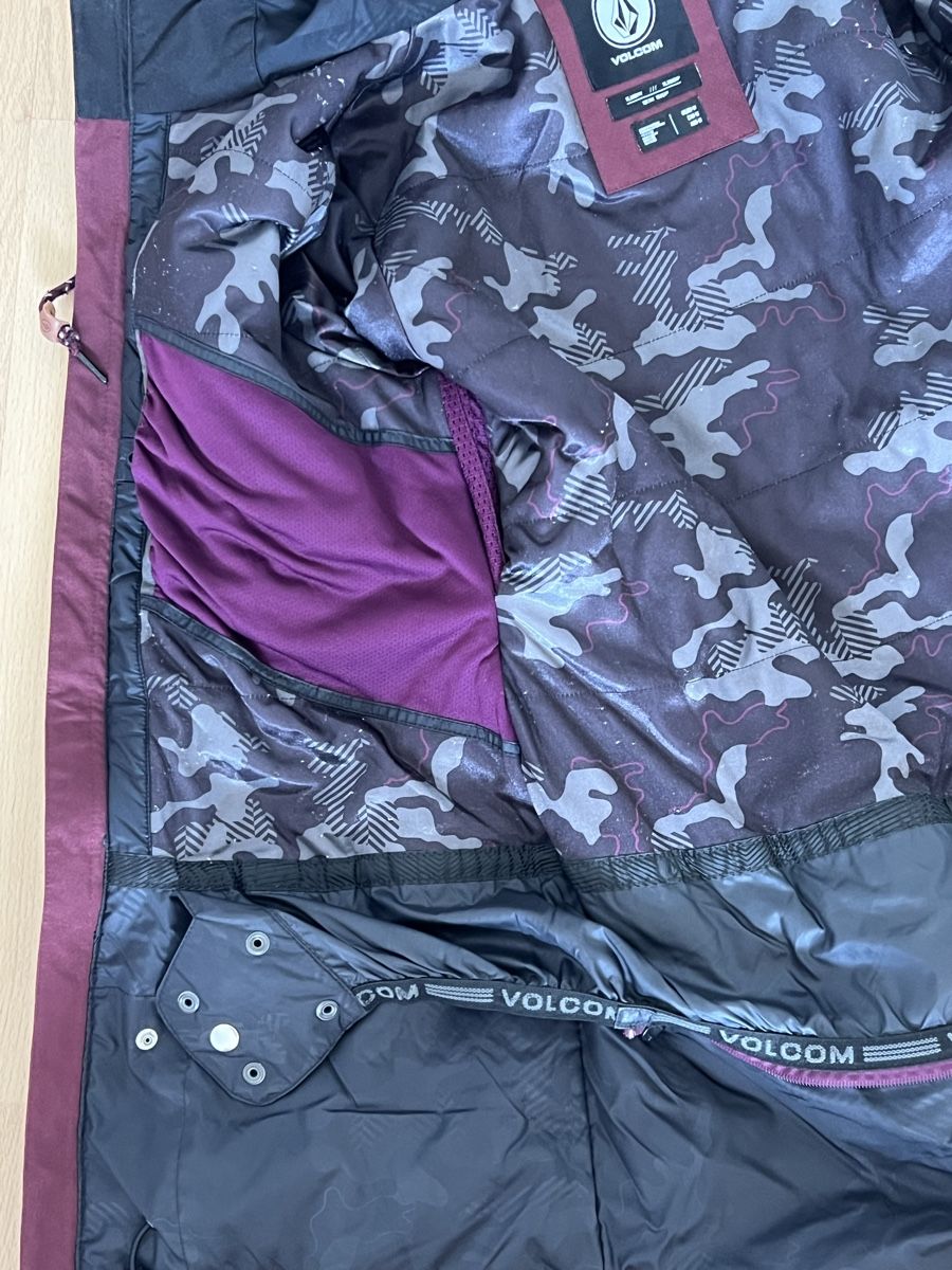 Volcom Giacche: Snowboardjacke Volcom bordeaux Grösse M – Usato da Dübendorf venduto da Charlie03 2