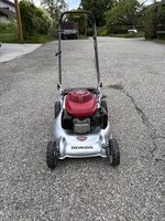 Tondeuse à gazon Honda ISY  Tractée  Lame 48cm  Révisée
