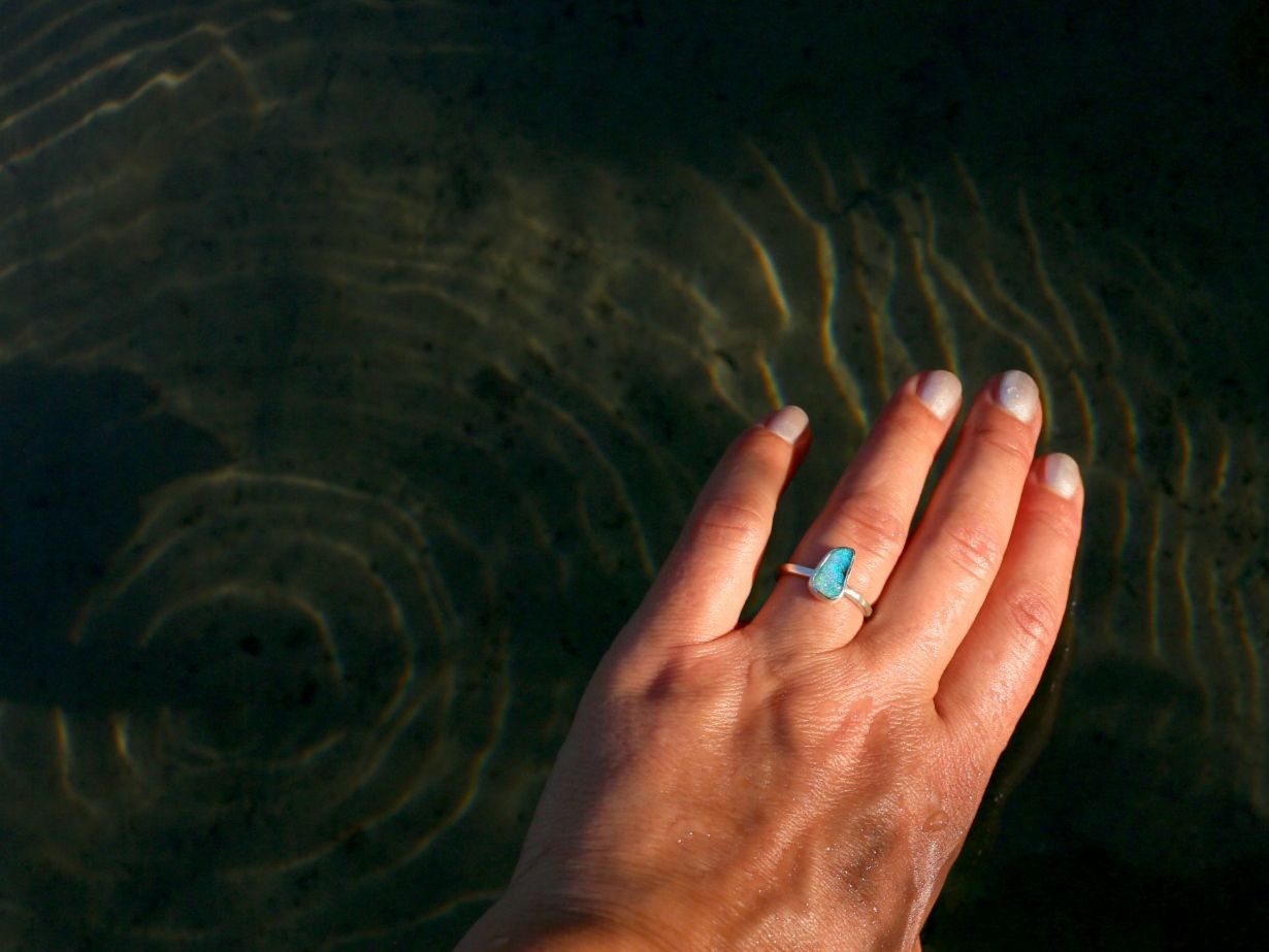 Anelli: MAREA • Designer Silberring 925 mit Opal · Ringgrösse EU 57 – Nuovo e nell'imballaggio originale da Bern venduto da OSONO.Design 1