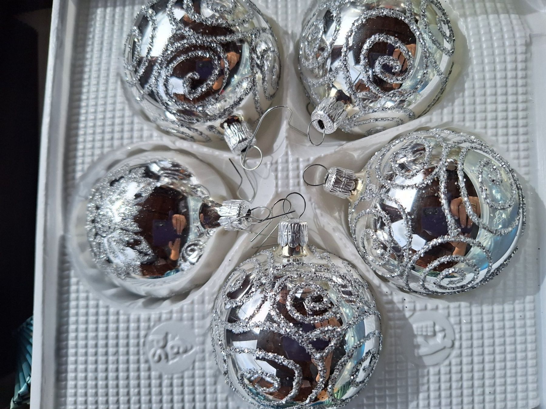 Tutte le decorazioni: WEINACHTSBAUMKUGELN CHRISTBAUMKUGELN – Usato da Huttwil venduto da Kunterbuntli 1