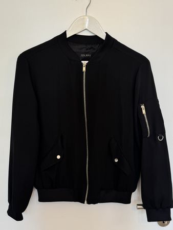 Zara Basic leichte Übergangsjacke schwarz (S)