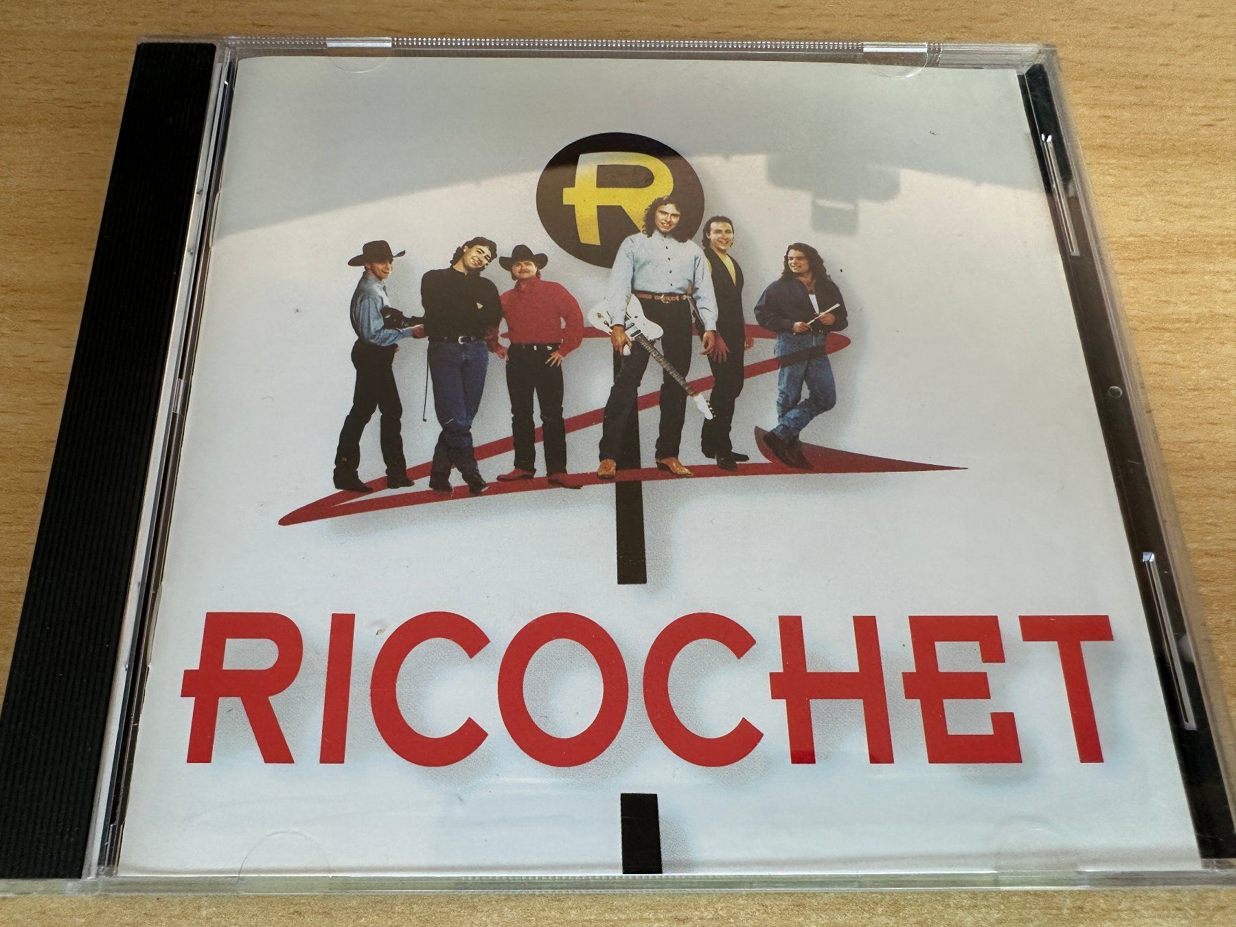 CD: Ricochet – Ricochet – Usato da Rikon im Tösstal venduto da Alpenmutz