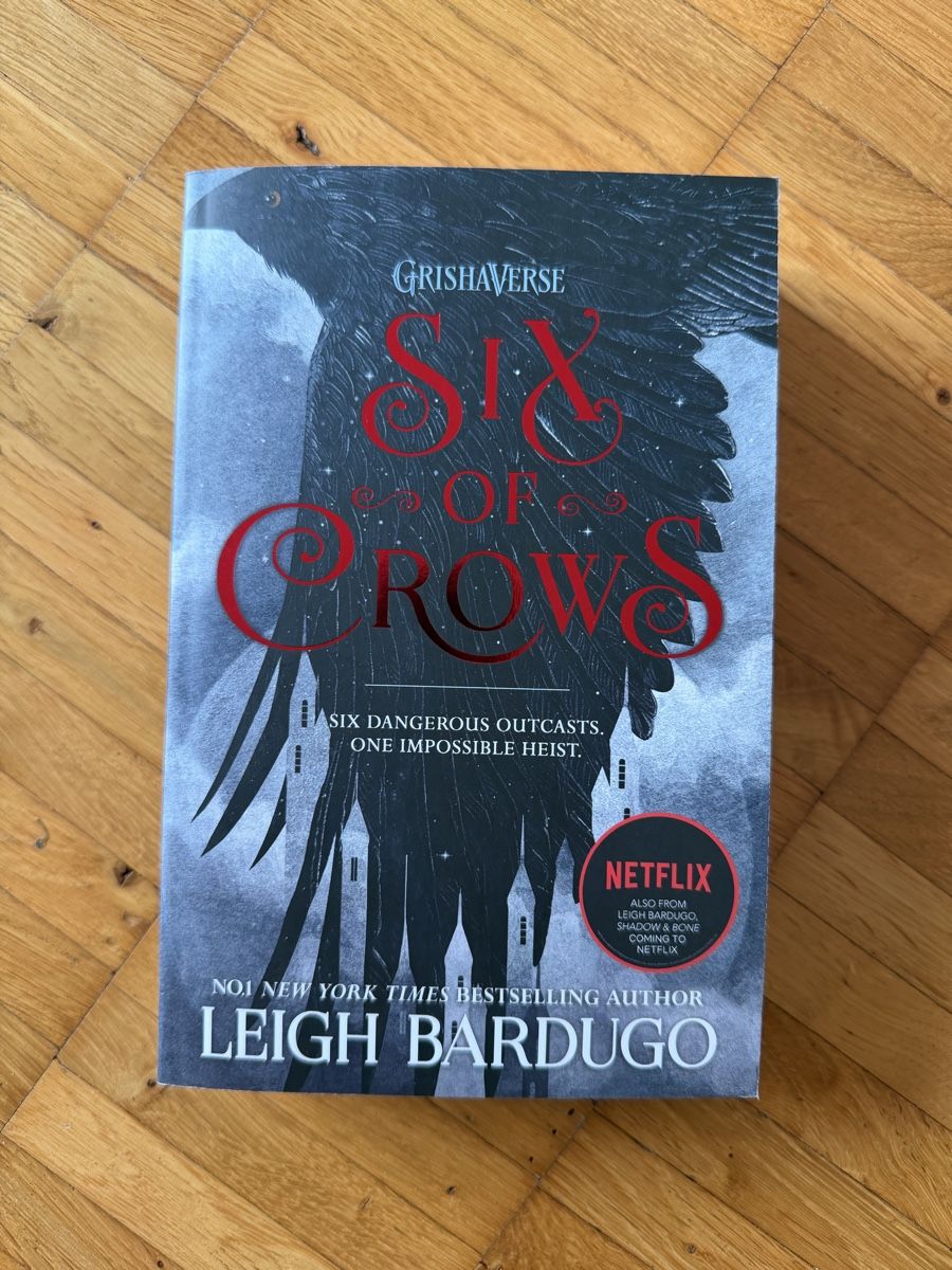 Libri: Six of Crows - Leigh Bardugo – Nuovo (secondo la descrizione) da Bern venduto da joannnne