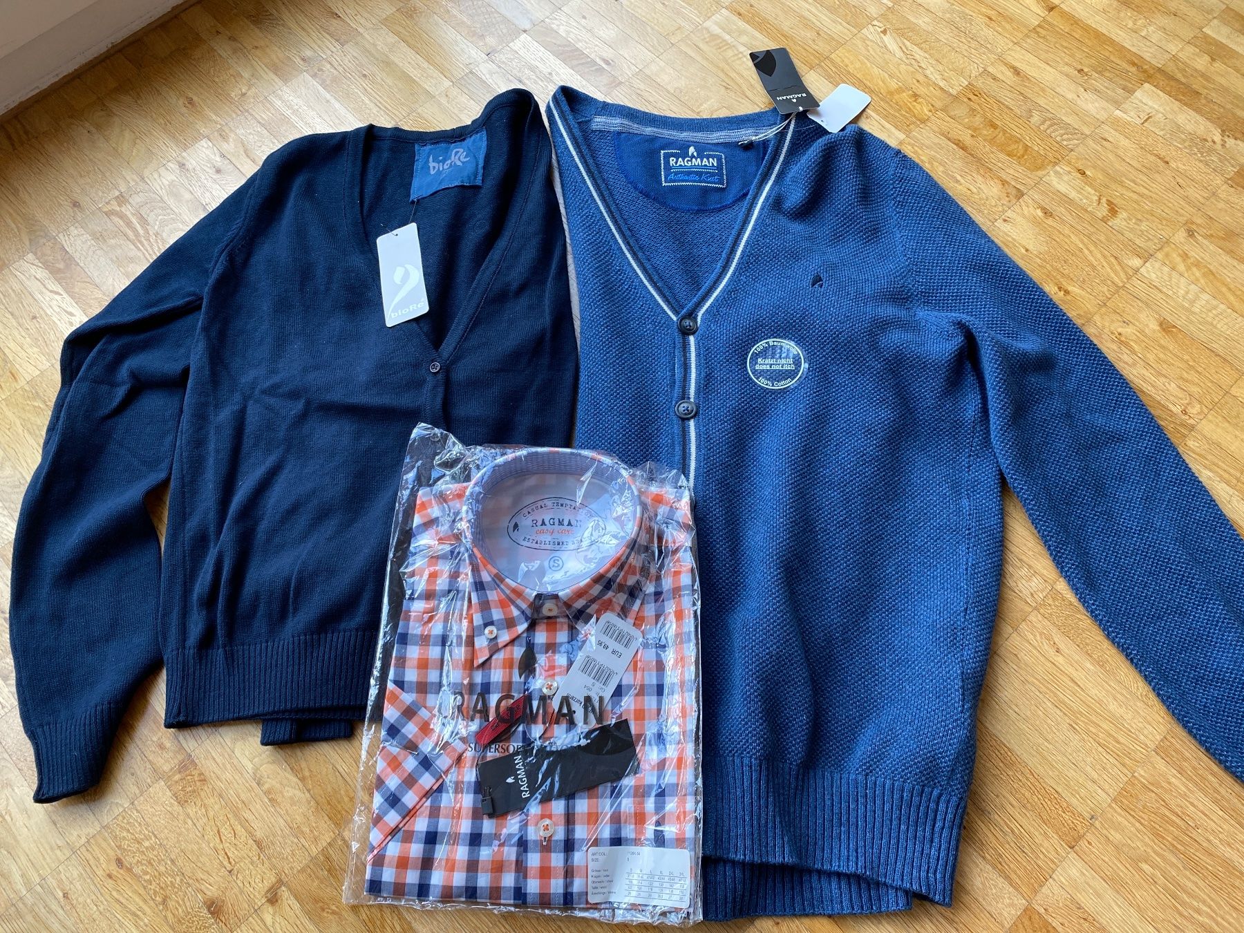 Lotti di vestiti: Kleiderpaket Grösse S Muster – Nuovo (secondo la descrizione) da Rupperswil venduto da M60