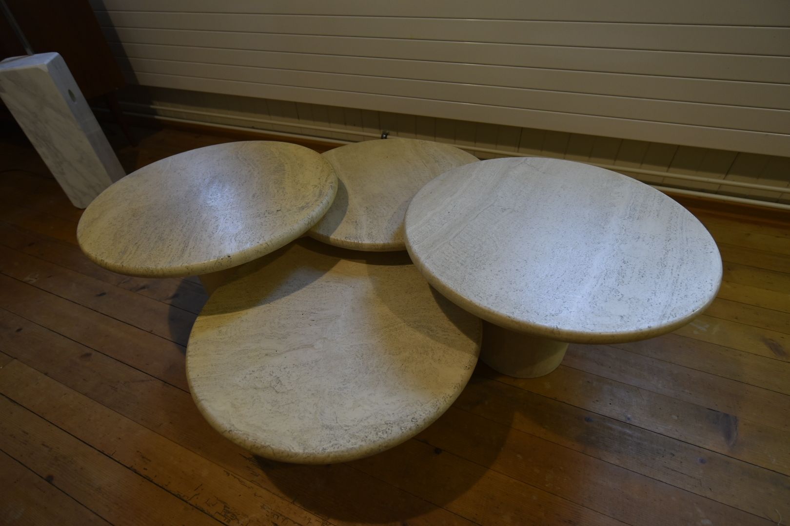 Tavoli: Vintage Travertin Couchtische – Usato da Lichtensteig venduto da UsedIN 1