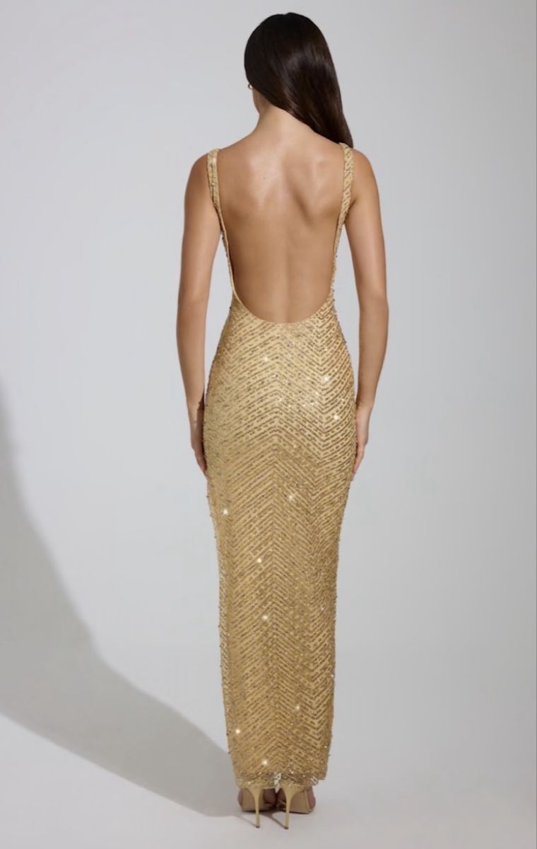 Oh Polly Vestiti: OhPolly Gold Dress – Nuovo (secondo la descrizione) da Zürich venduto da lia_nb7l 1