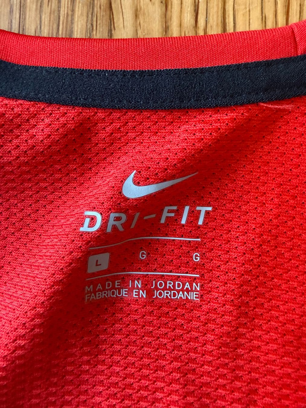Nike T-shirt: Nike Sport T-Shirt – Usato da Ringgenberg BE venduto da MiBa16 3