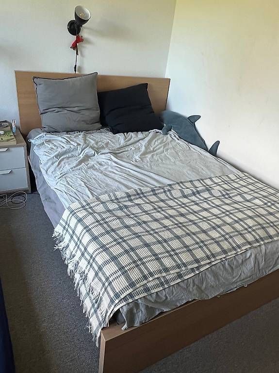 Lits: Bett 140*200  – D'occasion à Zürich par hol_bmq5