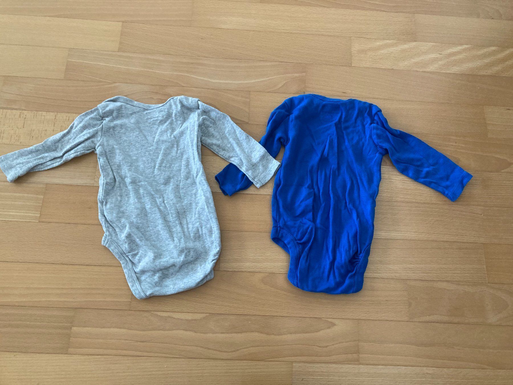 Sous-vêtements: 2 Bodys langarm – D'occasion à Muttenz par Juvenile33 6