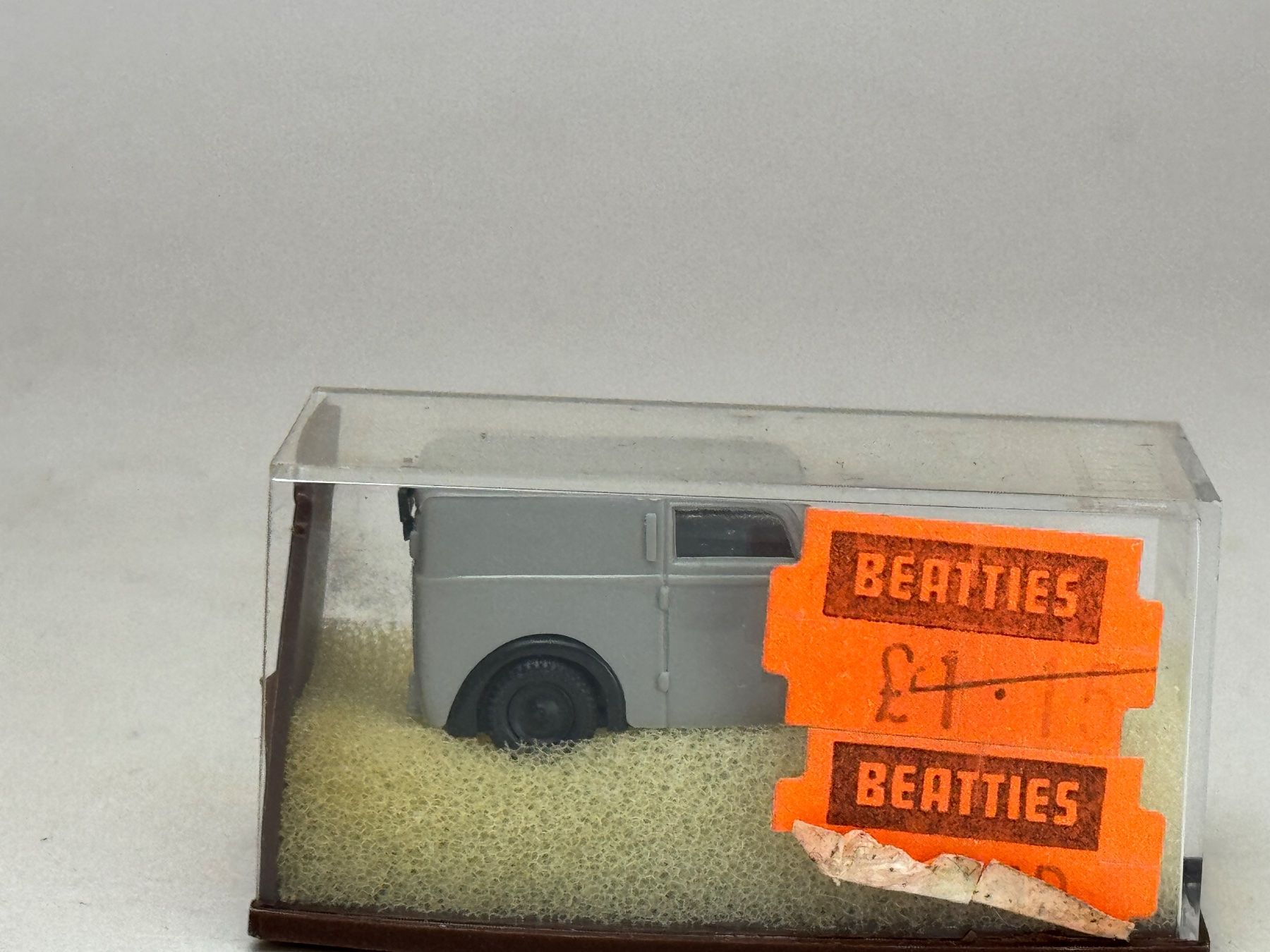 Brekina Modellini d'auto: GB1- Brekina Auto Union Kasten grau – Usato da Elm venduto da Wikmtz 1