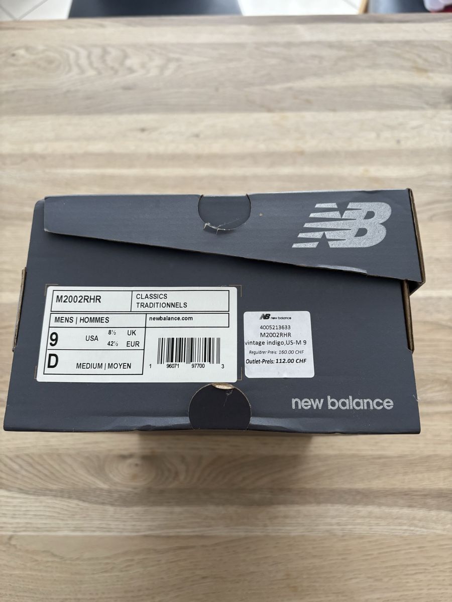 New Balance Chaussures hommes: New Balance M2002R – D'occasion à Domat/Ems par tim_lq6b 3