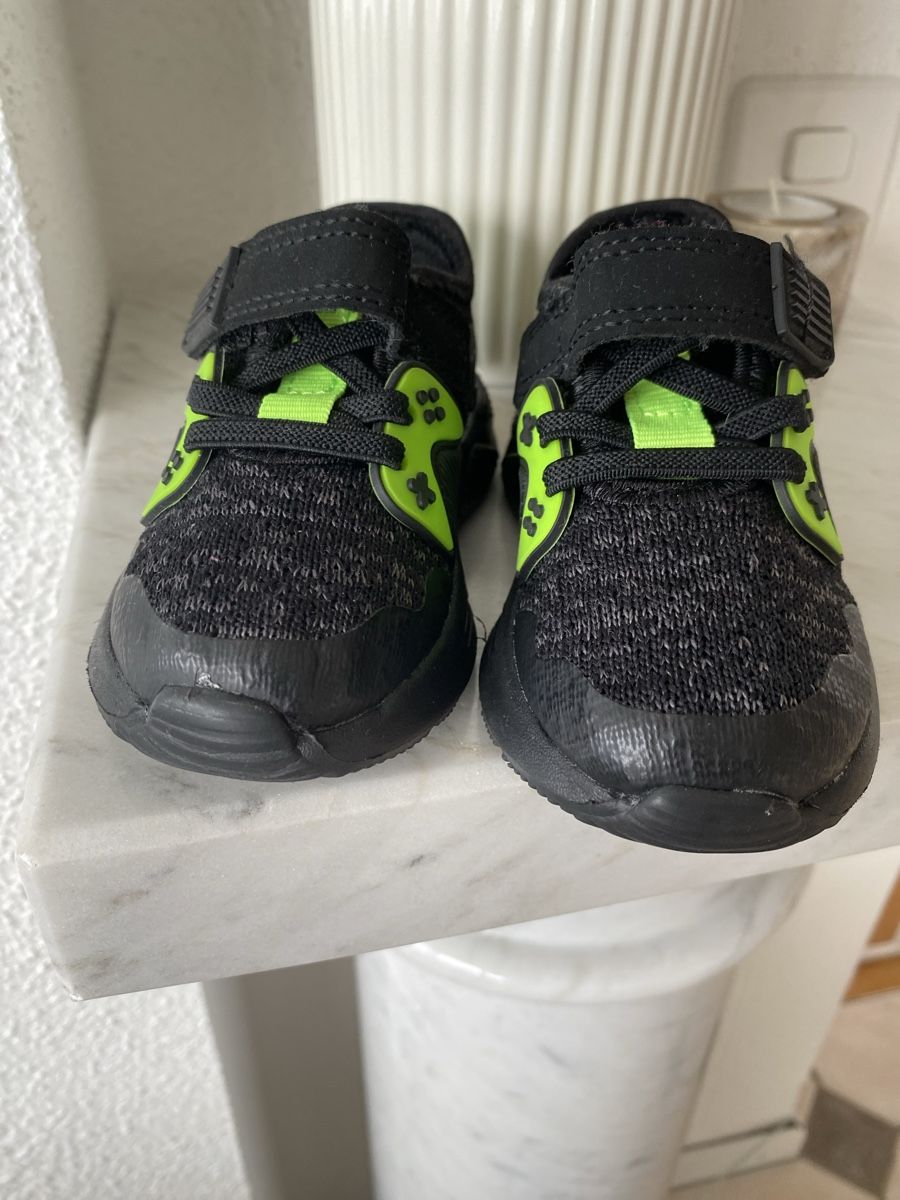 Scarpe per ragazzi: Baby sneakers 22 – Nuovo (secondo la descrizione) da Blonay venduto da art_7f87 2