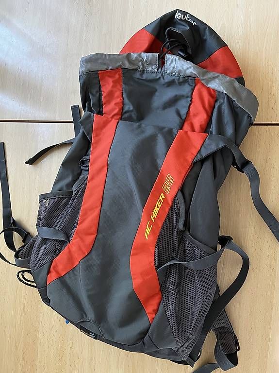 Deuter Rucksäcke: Deuter AC Hiker 28 Liter Rucksack – Gebraucht aus Spiringen von brandinder 2