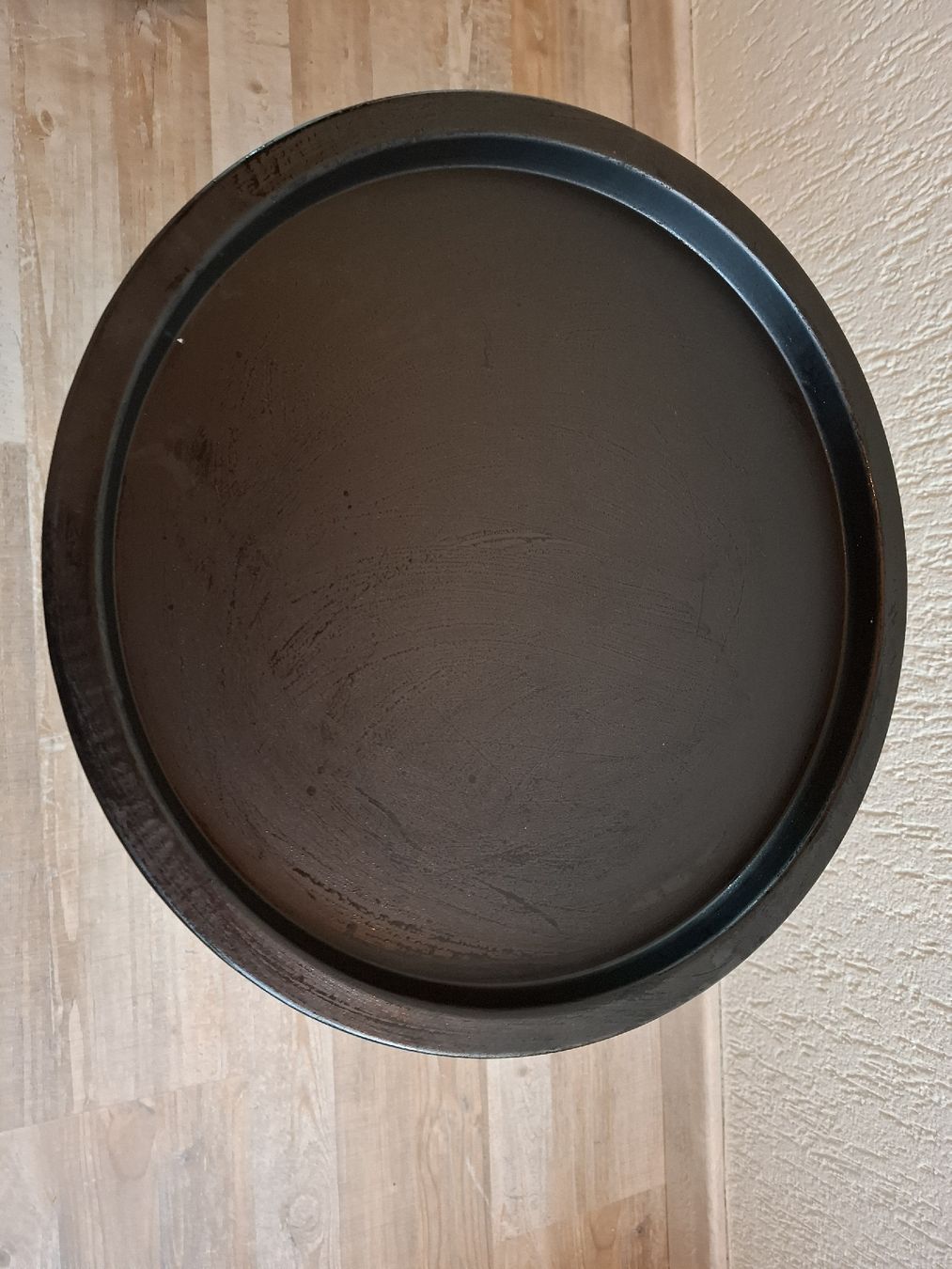 Tische: Beistelltisch Metallkorb schwarz – Gebraucht aus Ettenhausen TG von Gismolio 1