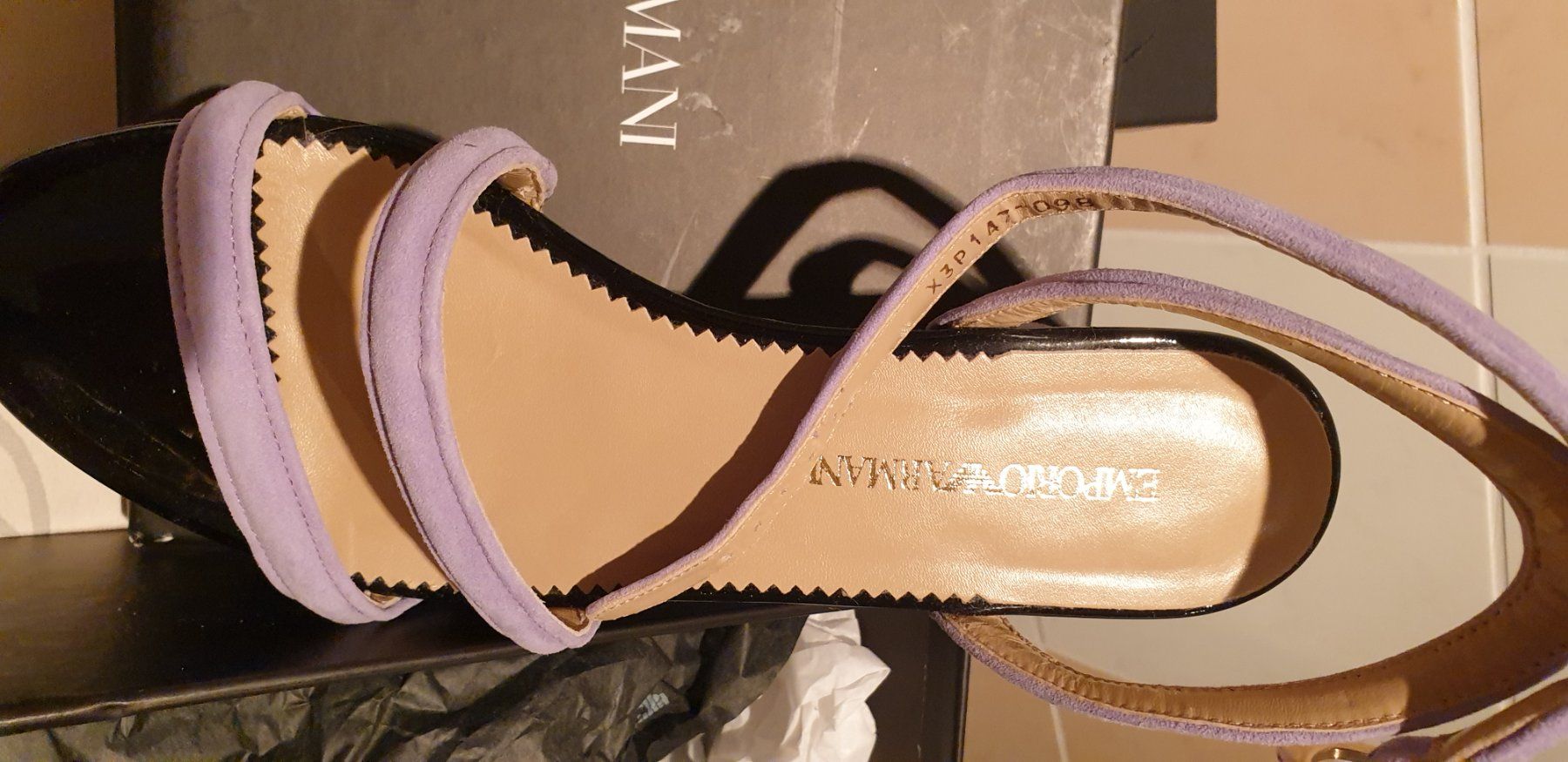 Armani Scarpe da donna: ARMANI Sandalen neu, Gr. 37 – Nuovo e nell'imballaggio originale da Wettswil venduto da the_jr6l 1