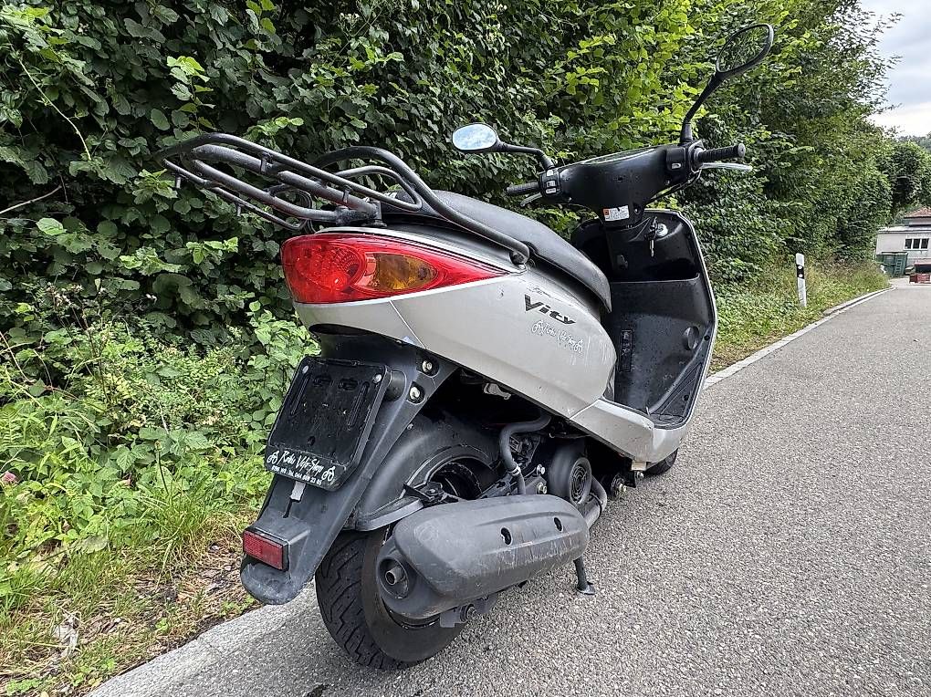 Yamaha Scooter: Yamaha xc 125 vity – Usato da Zürich venduto da Sparta365 2