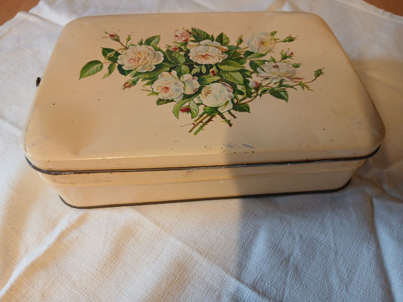 Barattoli: antike Blechdose, ca 20 x 15 x 4 cm, Schnebli – Usato da Hildisrieden venduto da fam_hpj2