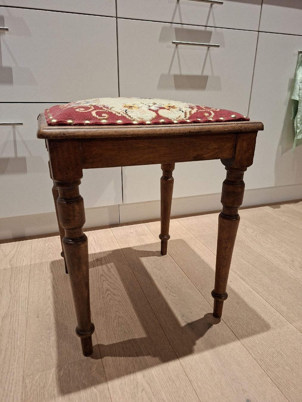 Sgabelli: Gobelin Hocker  – Usato da Meinisberg venduto da MartinaM1972 1
