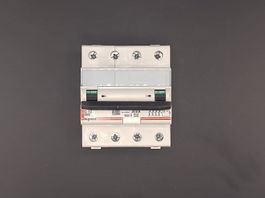 Legrand 08080 C13 30mA