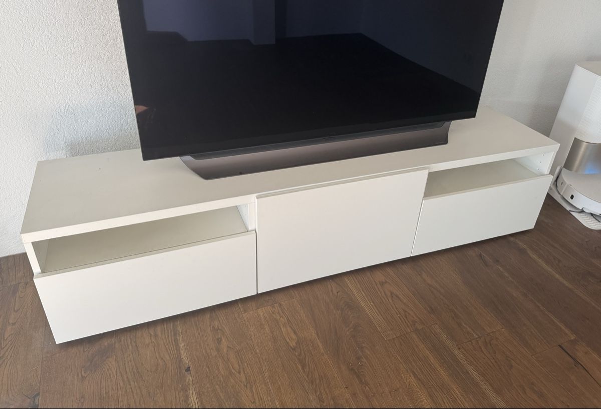 Mobili TV: Weiss TV-Möbel mit viel Stauraum – Usato da Fehraltorf venduto da portas6