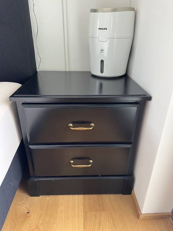 Comodini: Nachttisch – Usato da Zürich venduto da Agata_Epprecht