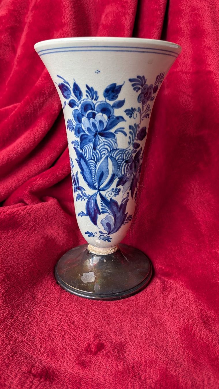 Vasen & Gefässe: Delfter Vase – Gebraucht aus Cheseaux-Noréaz von Towi