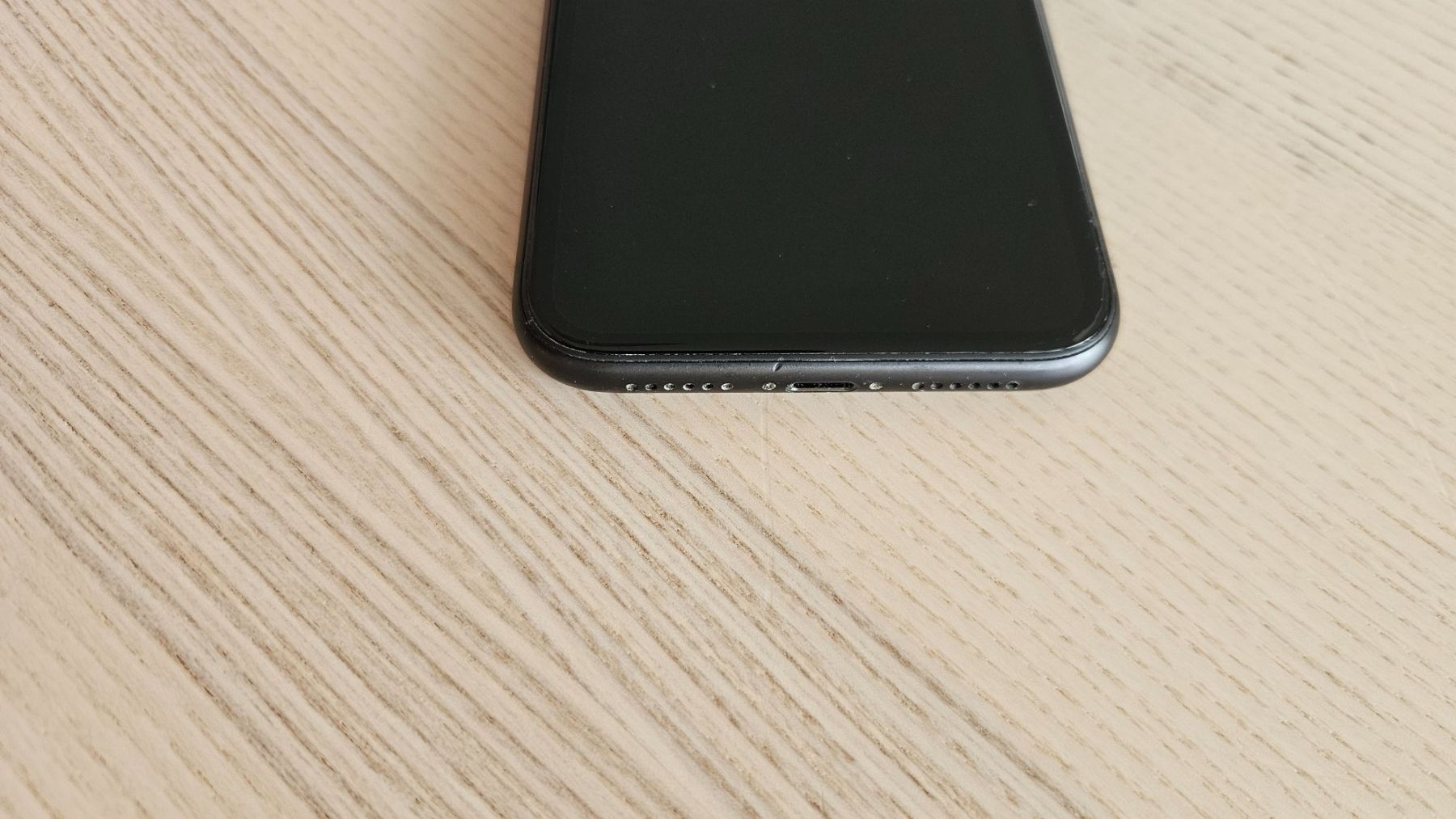 Apple Telefoni cellulari / Smartphones: iPhone XR 64 GB Batterie 82% – Usato da Cormondrèche venduto da ohawa 3