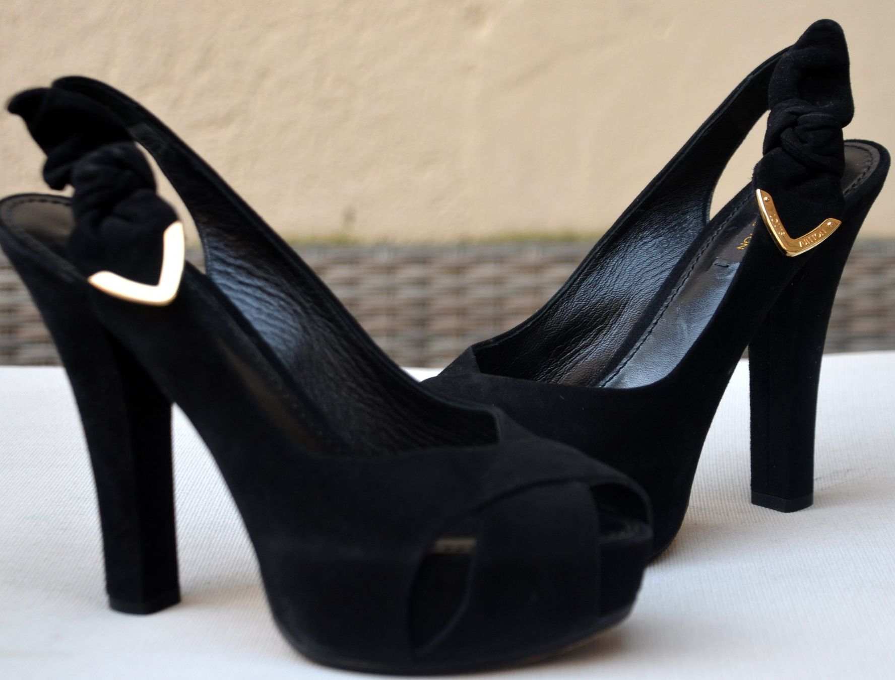 Louis Vuitton Scarpe da donna: Louis Vuitton Sandalen / sandales .37 – Usato da Collonges venduto da arashee 2