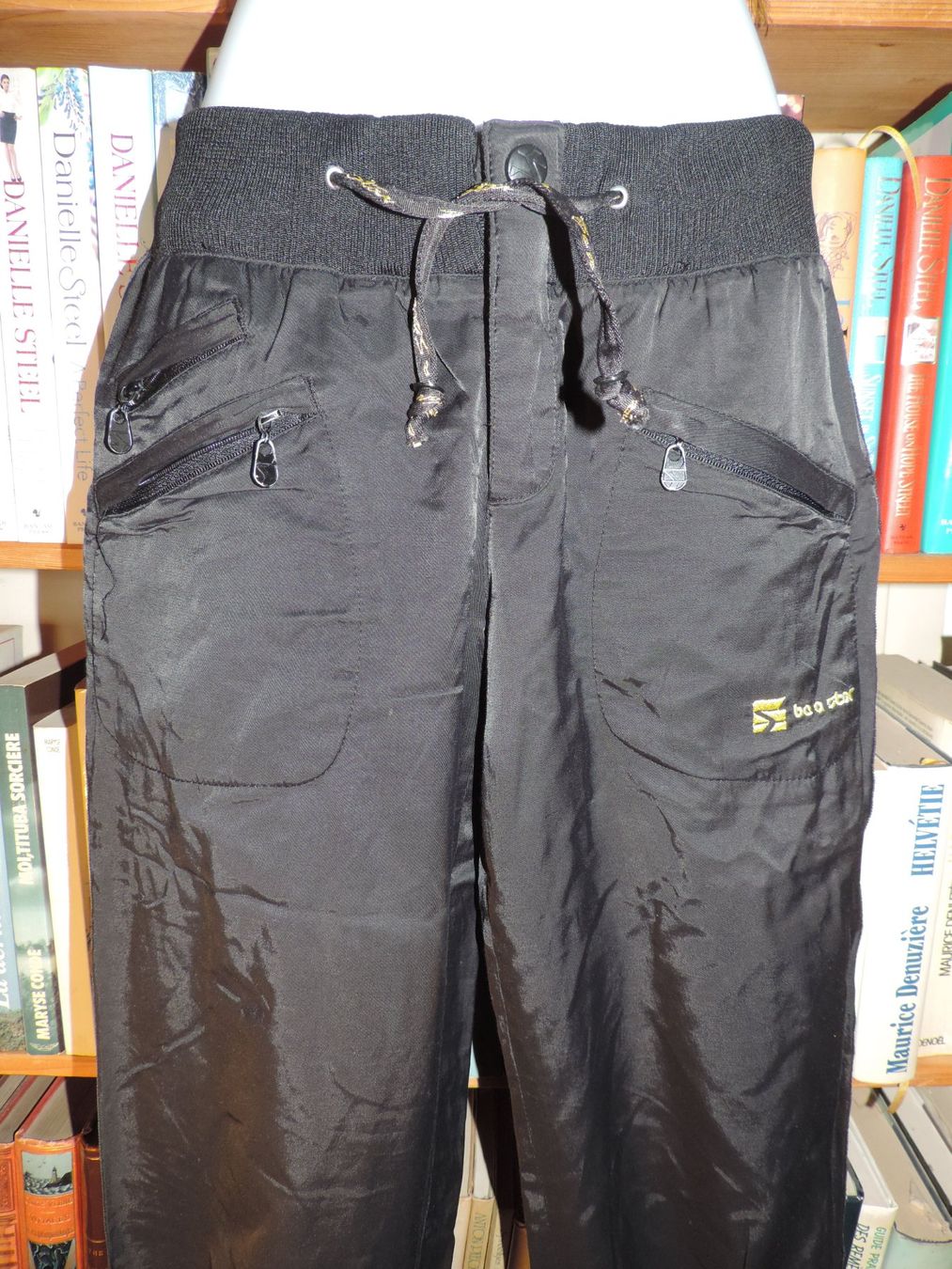 Hosen: corsaire noir – Gebraucht aus Genève von Axelle333 1