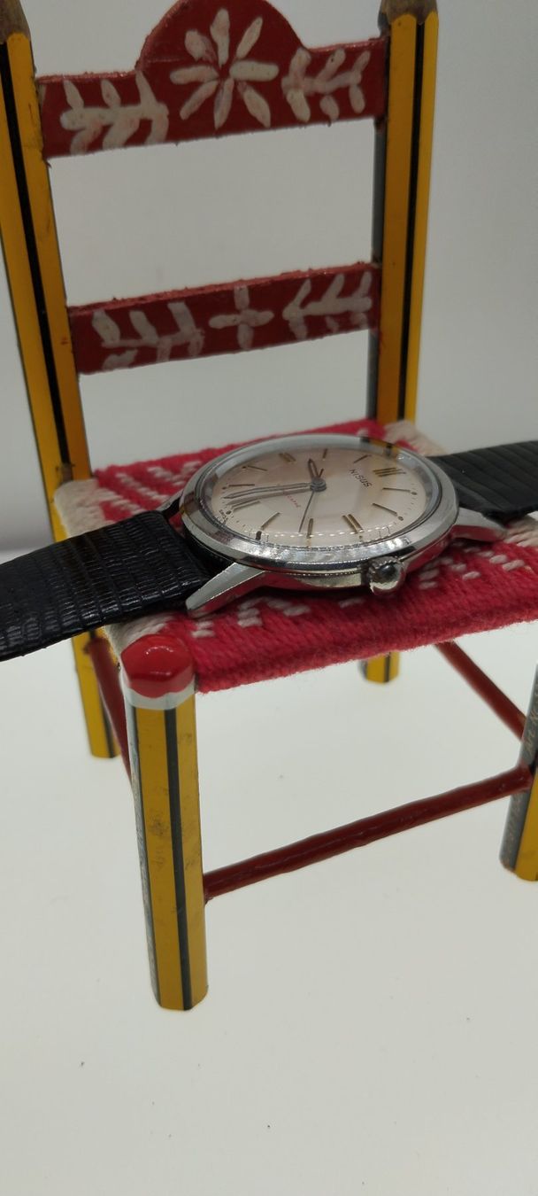 Orologi: Montre nisus – Usato da La Chaux-de-Fonds venduto da jac_9llg 6